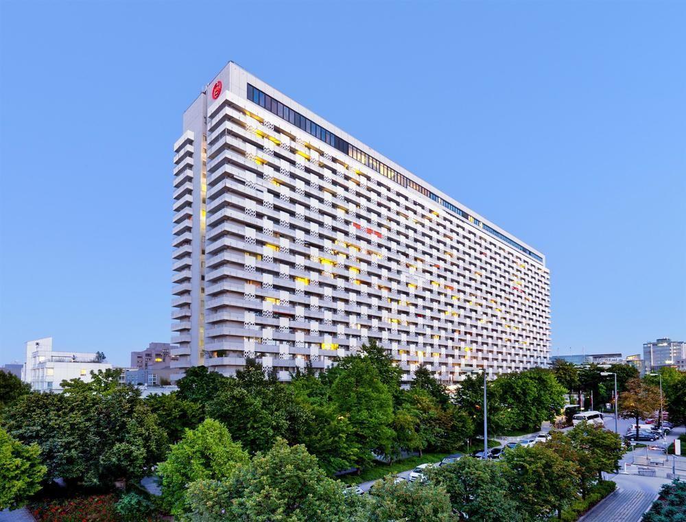 Four Points By Sheraton Arabellapark 4*