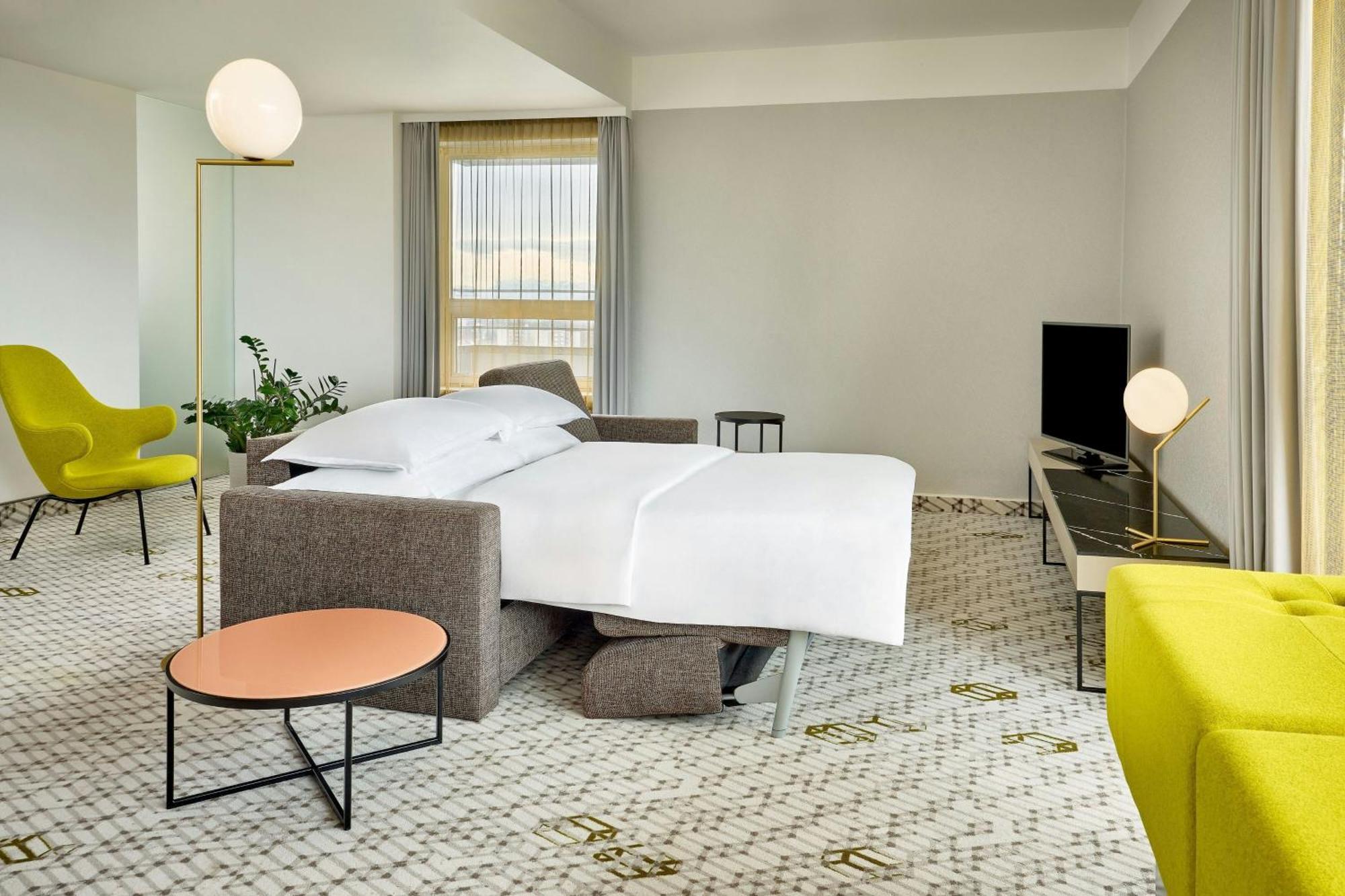 Four Points By Sheraton Arabellapark 4* Munich